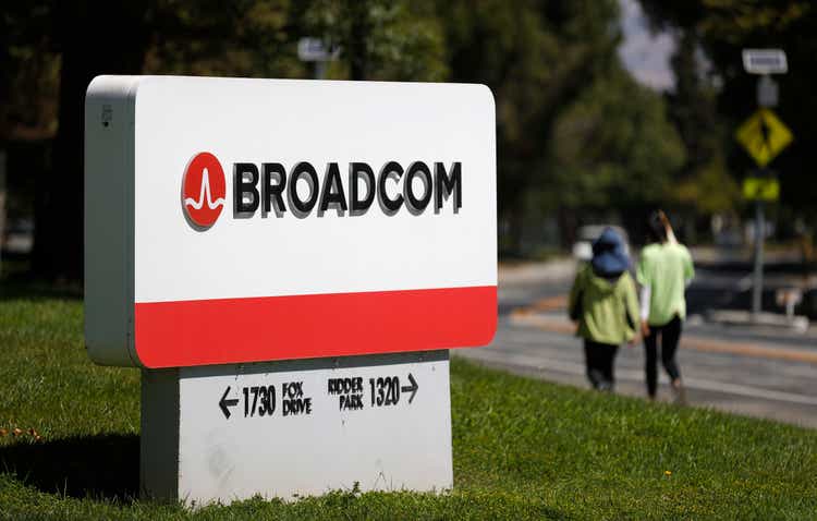 Broadcom Expected to Beat First-Quarter Earnings