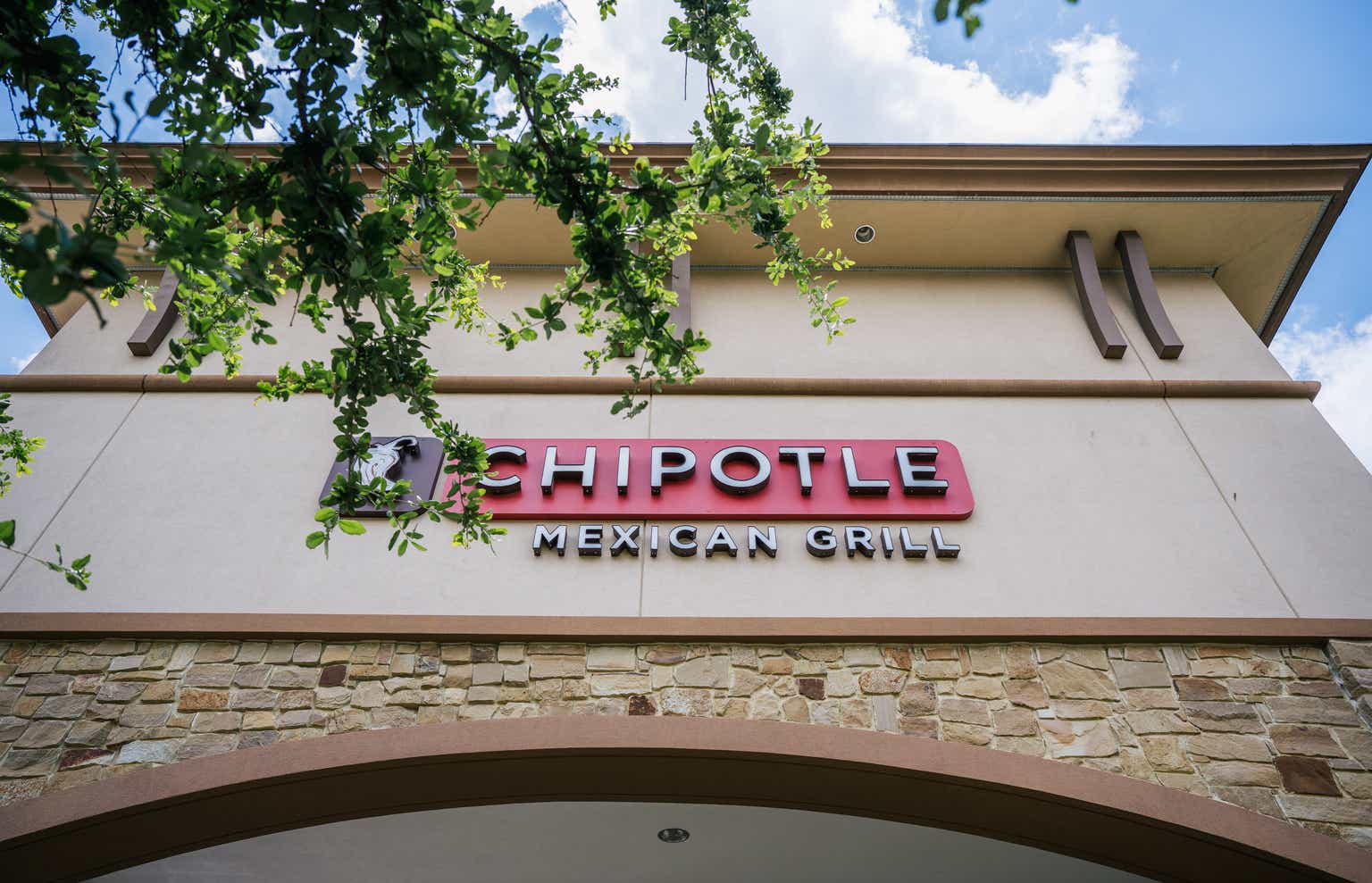 Chipotle Stock Fully Valued Following Q2 Earnings Report (NYSECMG