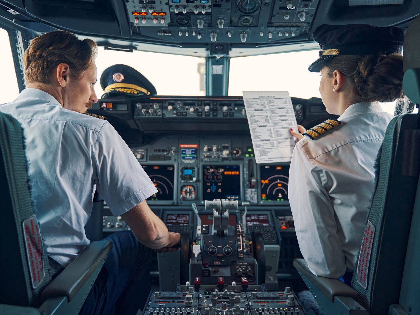 FAA shoots down Republic Airways' proposed pilot shortage solution  (NASDAQ:AAL) | Seeking Alpha