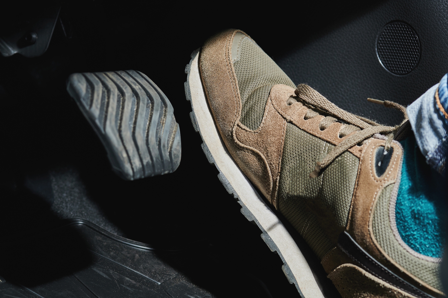 Australian Dollar Lifting Foot Off Gas For Tightening