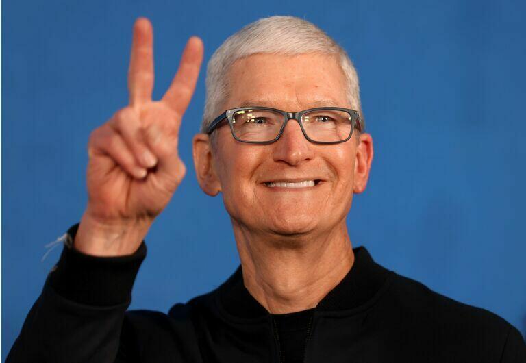 Apple CEO Tim Cook says he owns crypto | Seeking Alpha