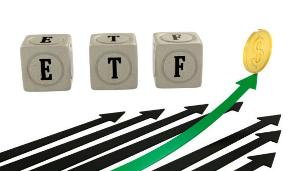 Weekly crypto ETF inflows hit $224M: XRP tops the chart, ETH lags