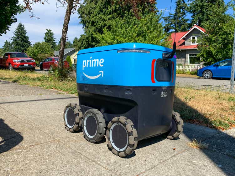 Amazon Prime Home Delivery Robot Navigating Sidewalk