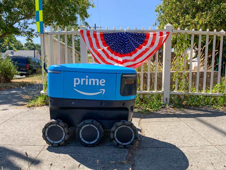 Amazon Prime Home Delivery Robot Navigating Sidewalk