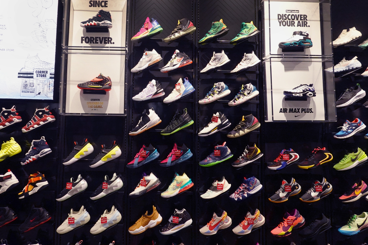 Foot locker under outlet armour shoes