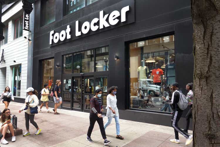 Foot Locker to Acquire Two Shoe Retailers for $1.1 Billion