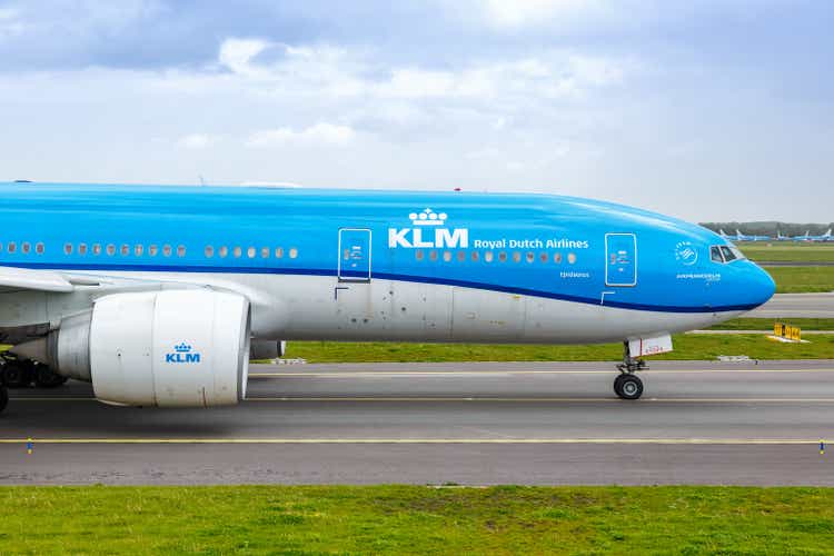 KLM Boeing 777 returns to Amsterdam after technical problem (Expert Market:KLMR)