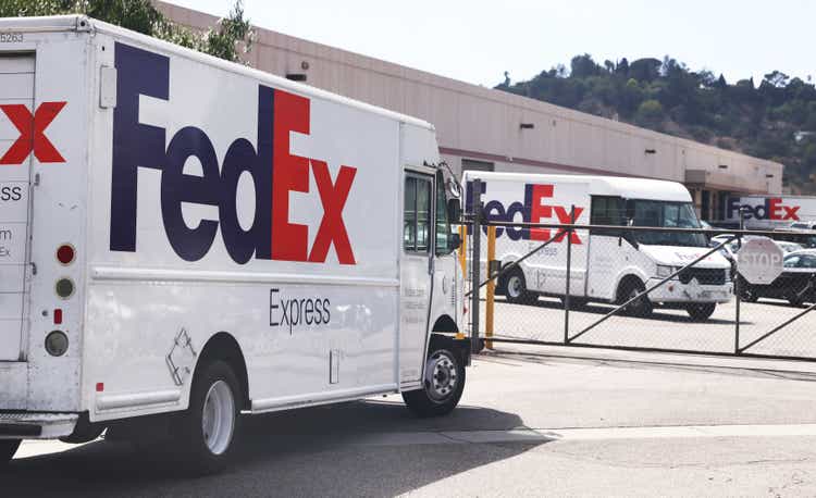 FedEx To Raise Shipping Rates In 2022