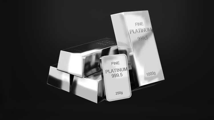 Platinum bars 1000 grams pure platinum,business investment and wealth concept.wealth of platinum