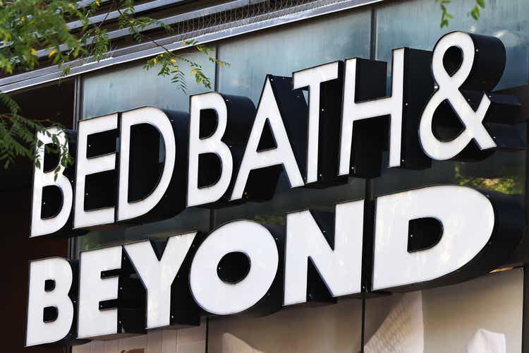 Lower Sales Bring Bed Bath & Beyond Shares Down