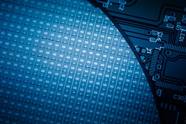 Silicon wafer for integrated circuit