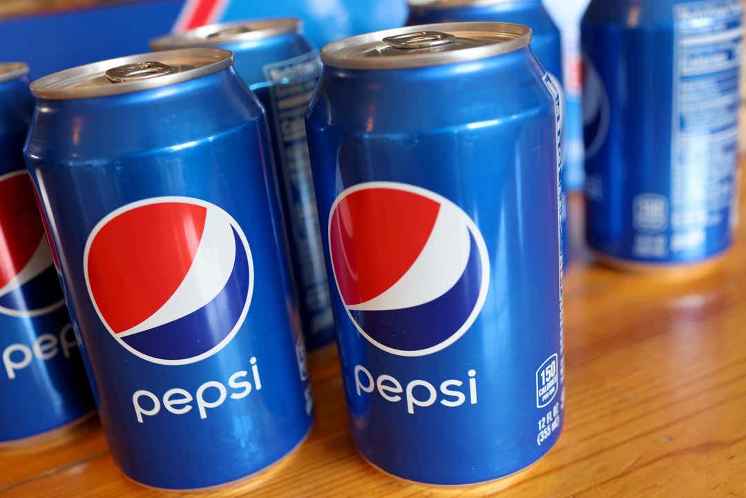 PepsiCo to lay off hundreds of workers from HQ - WSJ (NASDAQ:PEP ...