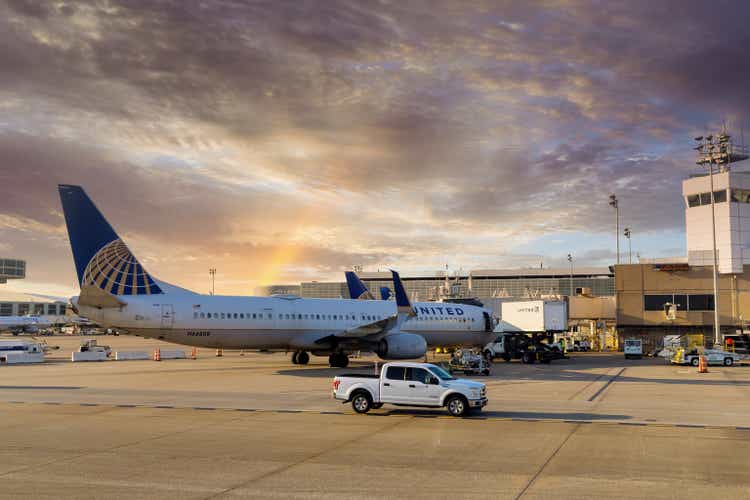 Houston TX Busch International Airport on airplane United Airline the airplane for boarding passengers