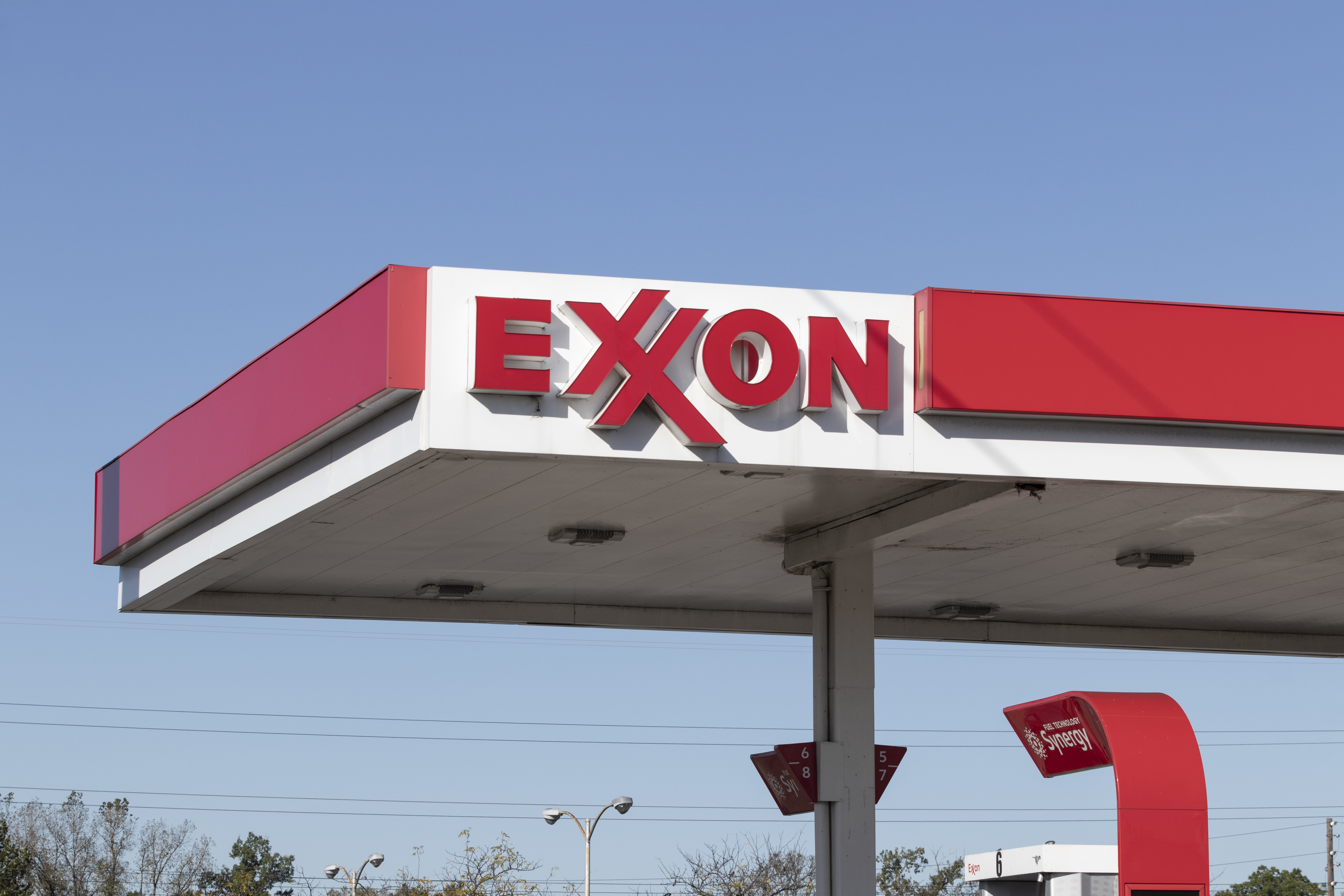 Exxon moves up timetable for Beaumont CDU overhaul to June