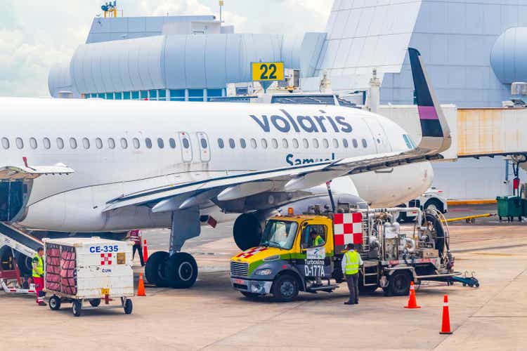Fly with Volaris from Cancún in Mexico to San José in Costa Rica from Cancun airport.