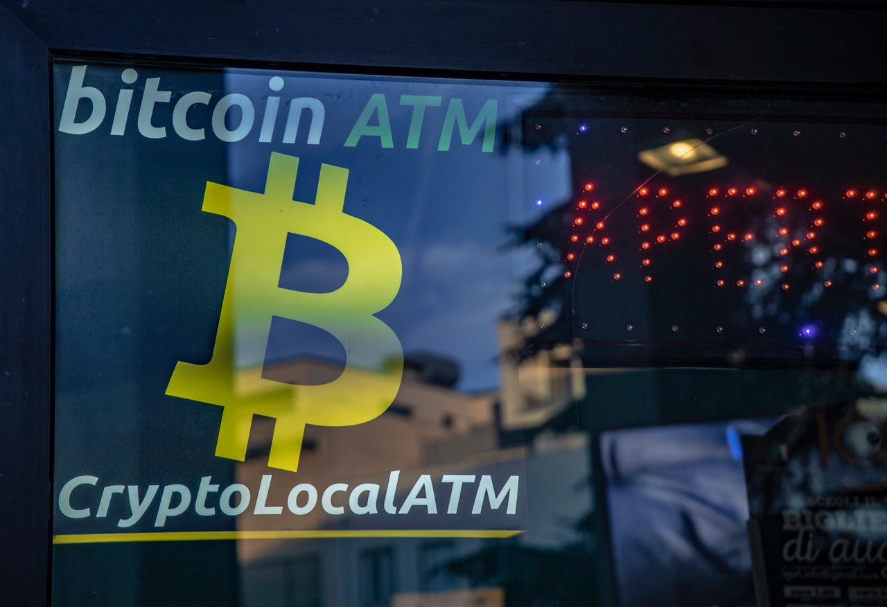Bitcoin Depot stock sinks after weak Q4 guidance, Q3 earnings miss  (BTM:NASDAQ) | Seeking Alpha