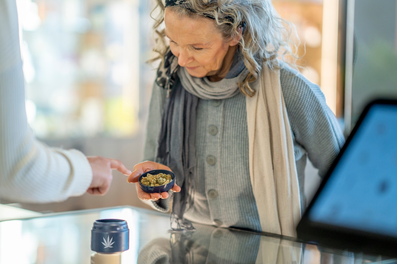 Cronos: Thanks To Schedule III, The Cash Pile Could Be Put To Use Soon  (NASDAQ:CRON) | Seeking Alpha