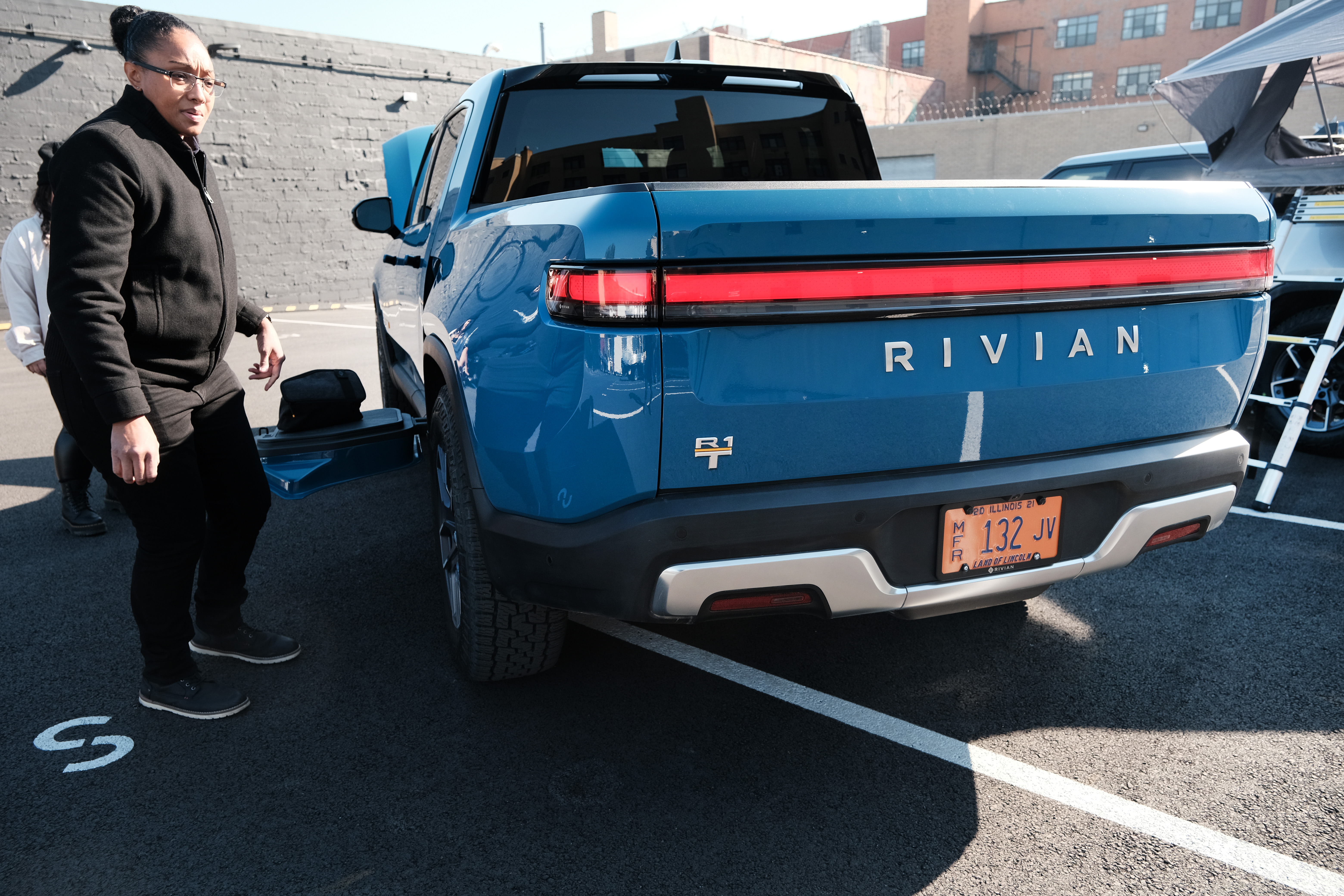 Rivian Stock Forecast For 2022: What To Consider (NASDAQ:RIVN ...