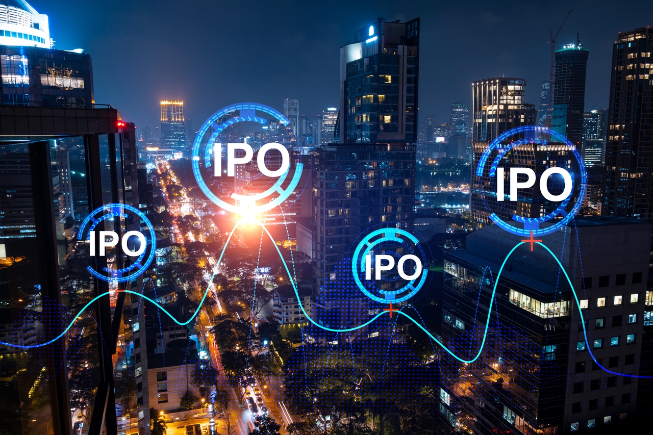 Singapore proptech Ohmyhome stock edges higher following $11M US IPO (OMH)  | Seeking Alpha