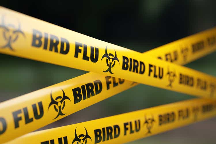 Bariera de carantină a barului de gripă aviară înainte de fundal nefocalizat