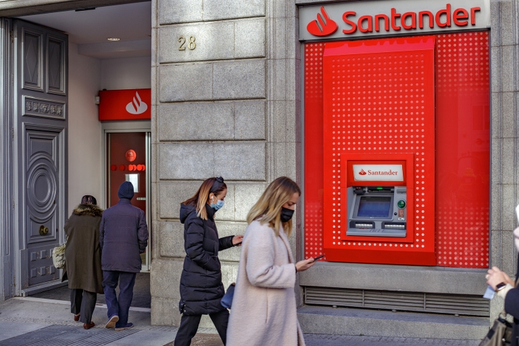 Santander Stock Looks Cheap At 6.3x P/E (NYSE:SAN) - Vimarsana News