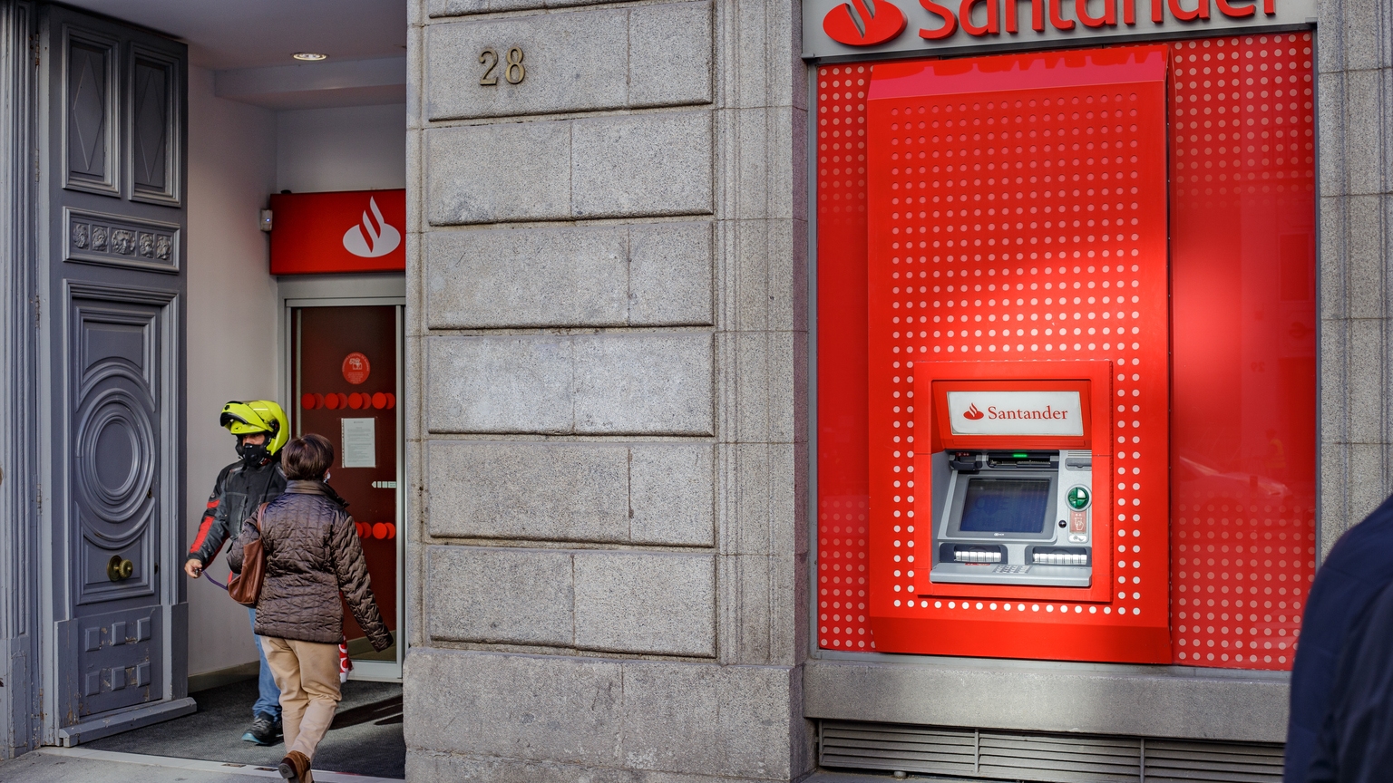 Banco Santander Stock: Starting To Get Its Due From The Market (NYSE:SAN) |  Seeking Alpha