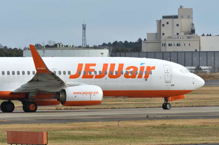 Jeju Air Boeing B737-800 (HL8317) passenger plane.