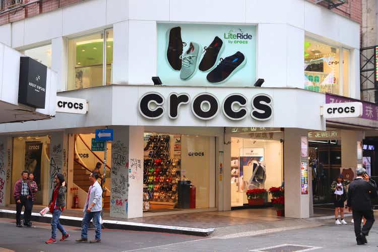 Crocs shoe store