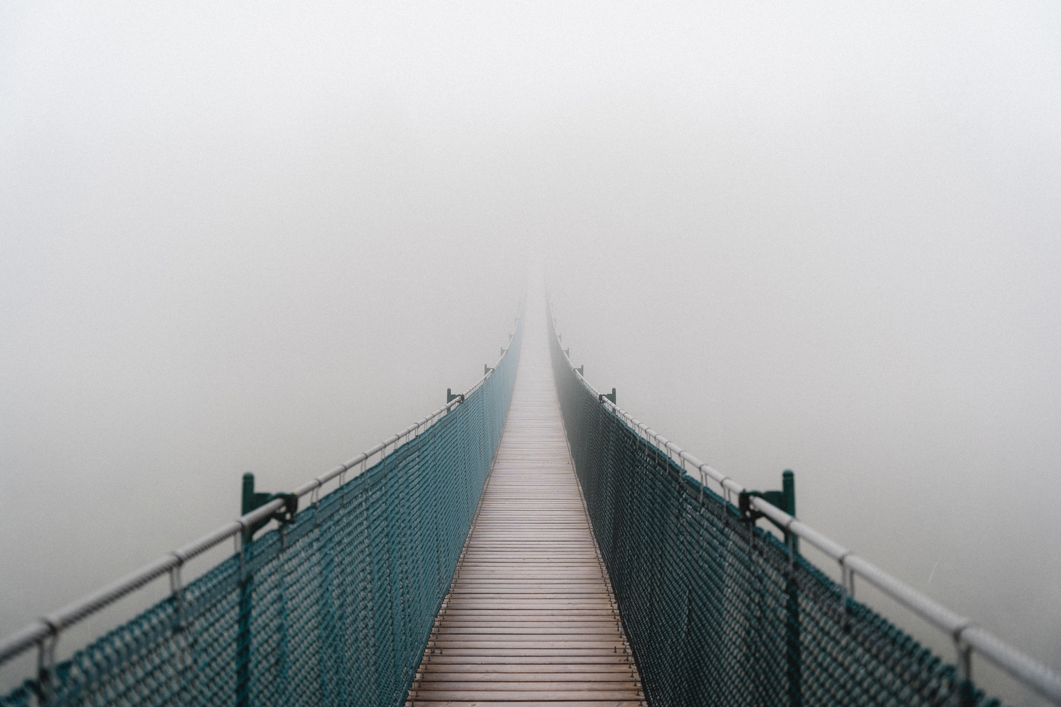 Canadian Natural Resources: Strong Fundamentals, Rising Macro Sensitivity