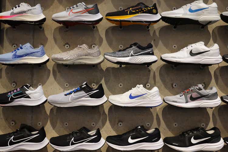 Nike"s Quarterly Earnings Surpasses Expectations
