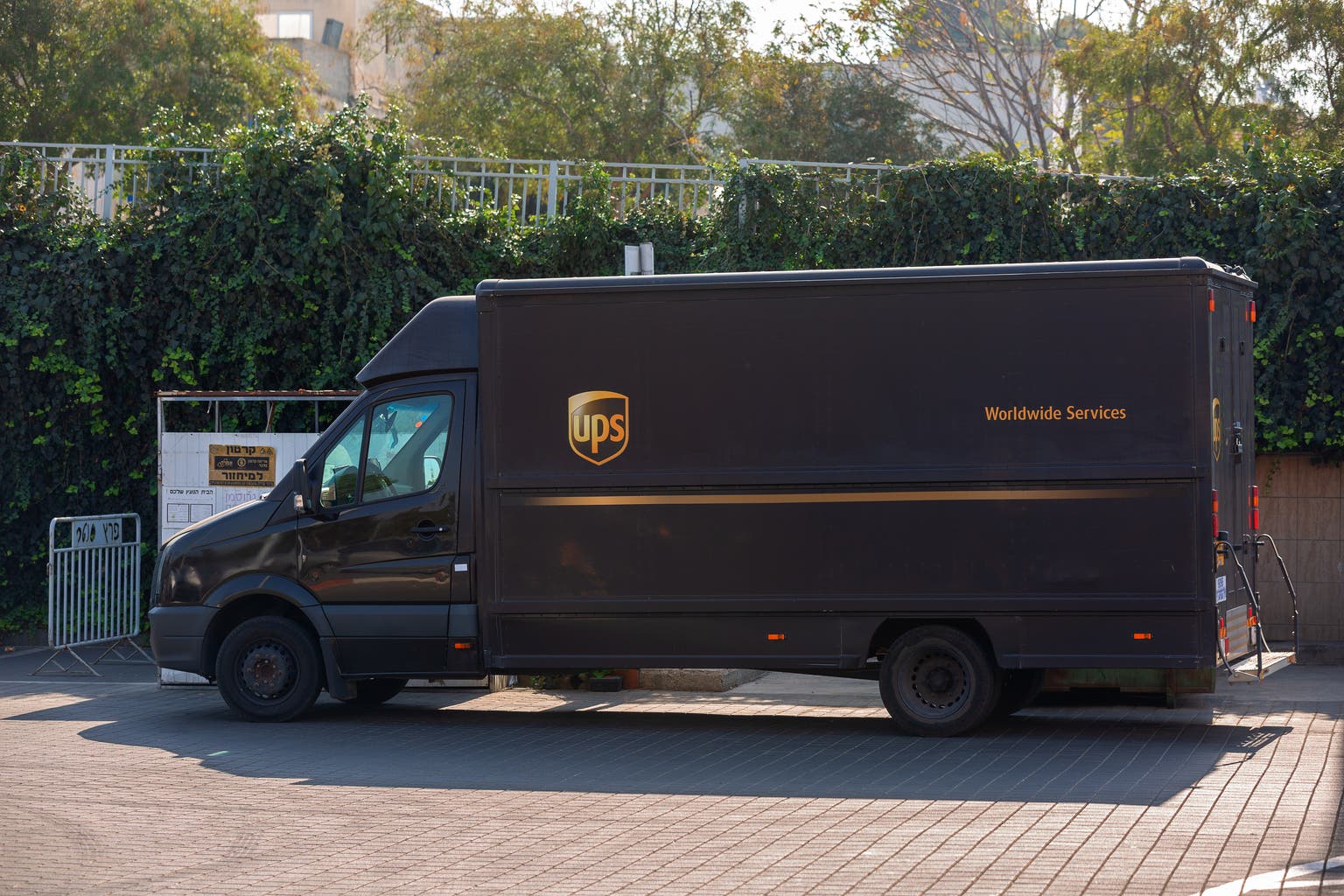 United Parcel Service: A High-Yield Bargain In An Expensive Market