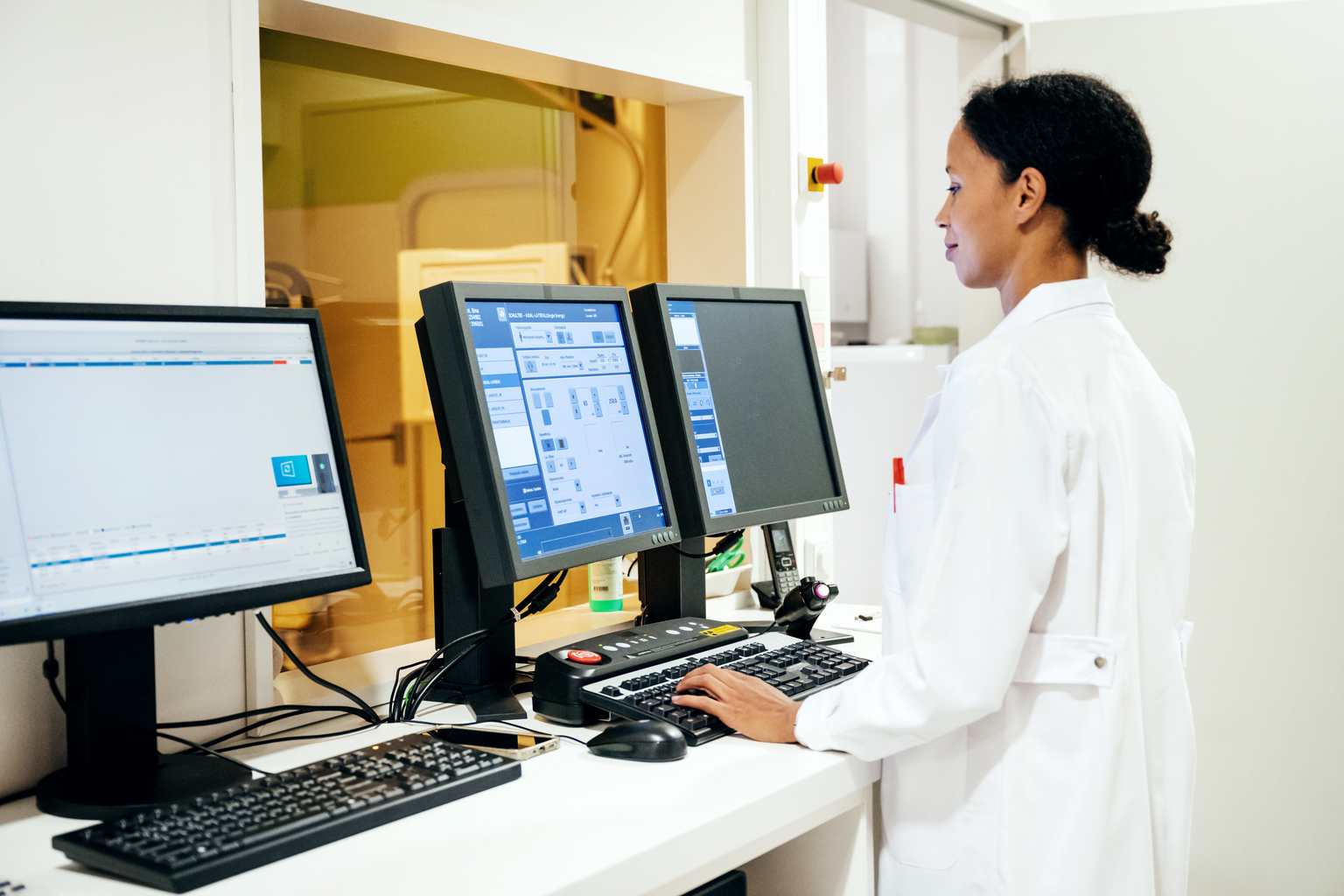 seekingalpha.com - AllianceBernstein (AB) - Medical Technology Stocks: Innovation Endures As Valuations Reset