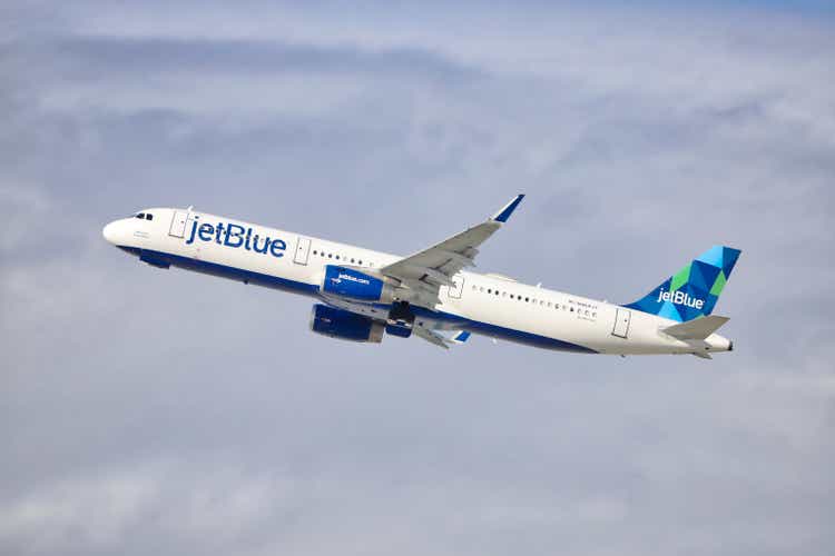 JetBlue And Alaska Airlines: A Superior Match? (NASDAQ:JBLU)