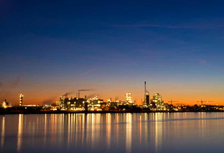 Chemical factory in Dordrecht as seen from Sliedrecht