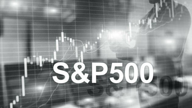 People silhouettes on American stock market index S P 500 - SPX