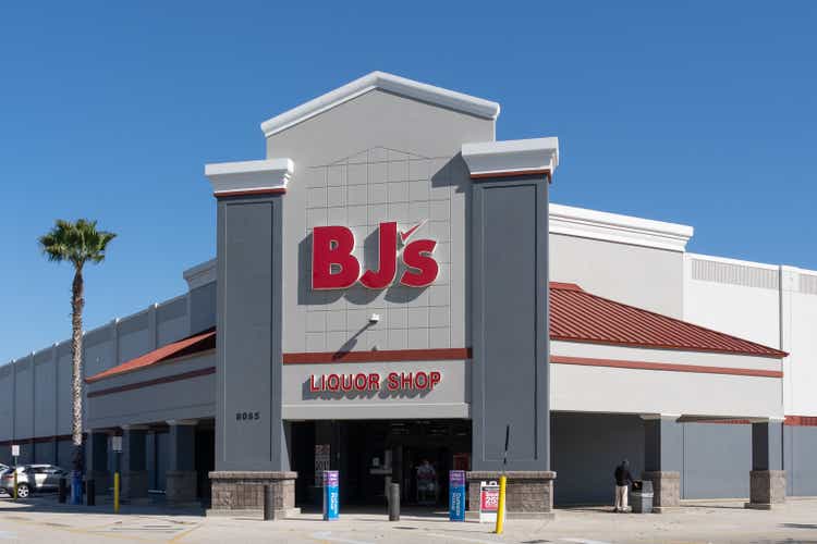 A BJ"s liquor shop in Sarasota, Florida, USA.