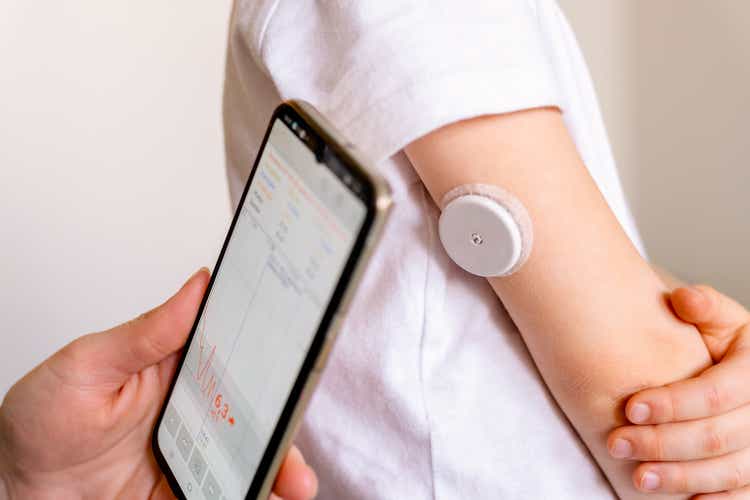 CGM - childhood continuous glucose monitoring system