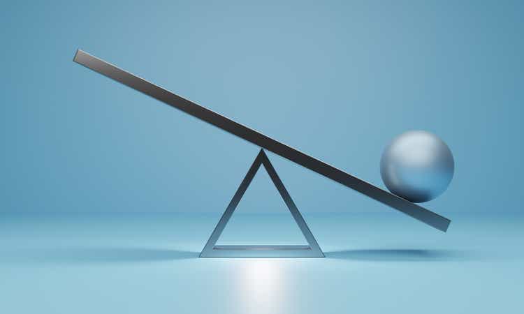 Metallic Seesaw Scale