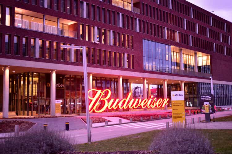 Budweiser Red neon light Leuven at night