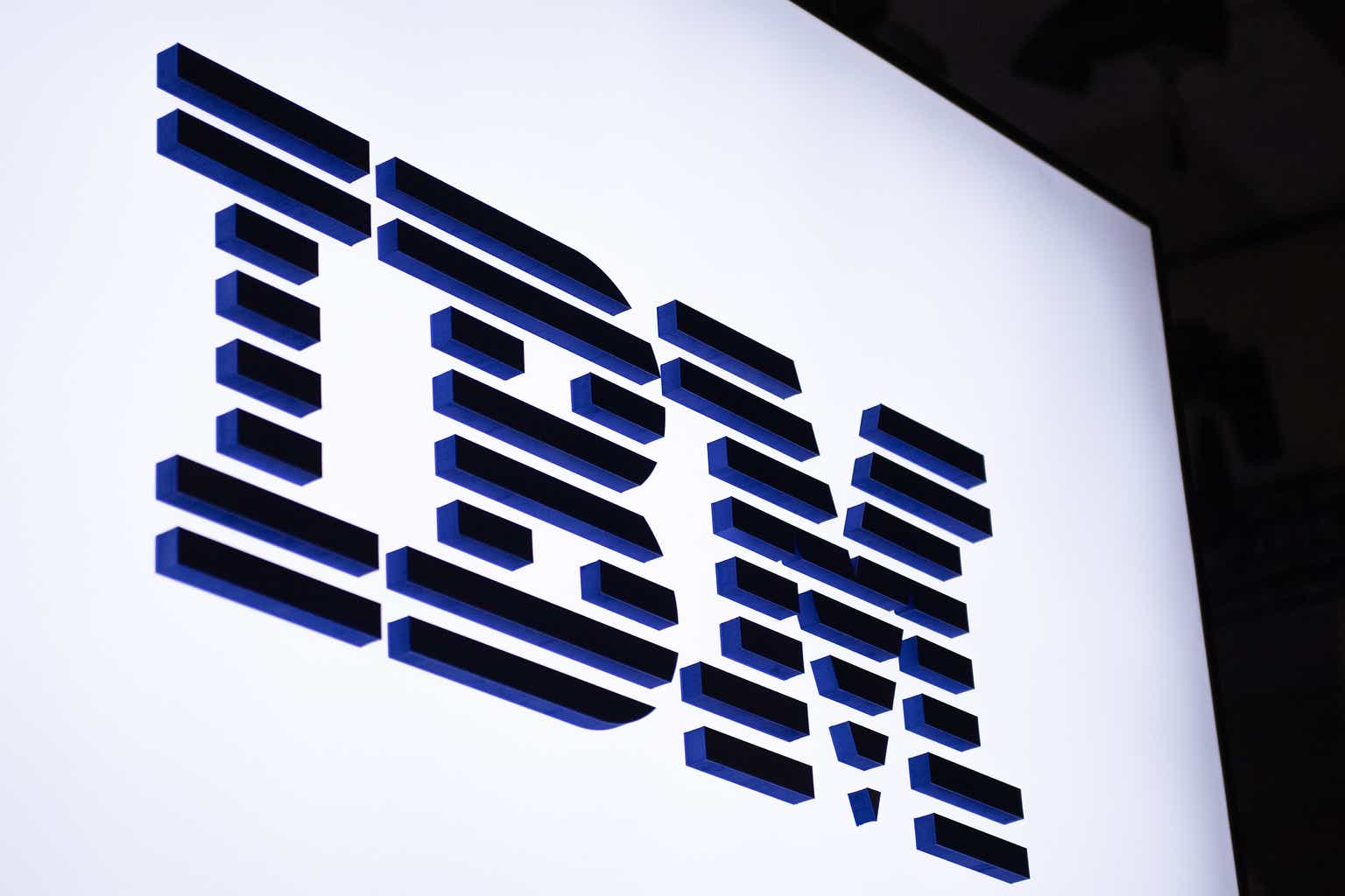 IBM nears $5 billion deal for software provider Apptio, Wall Street Journal  reports