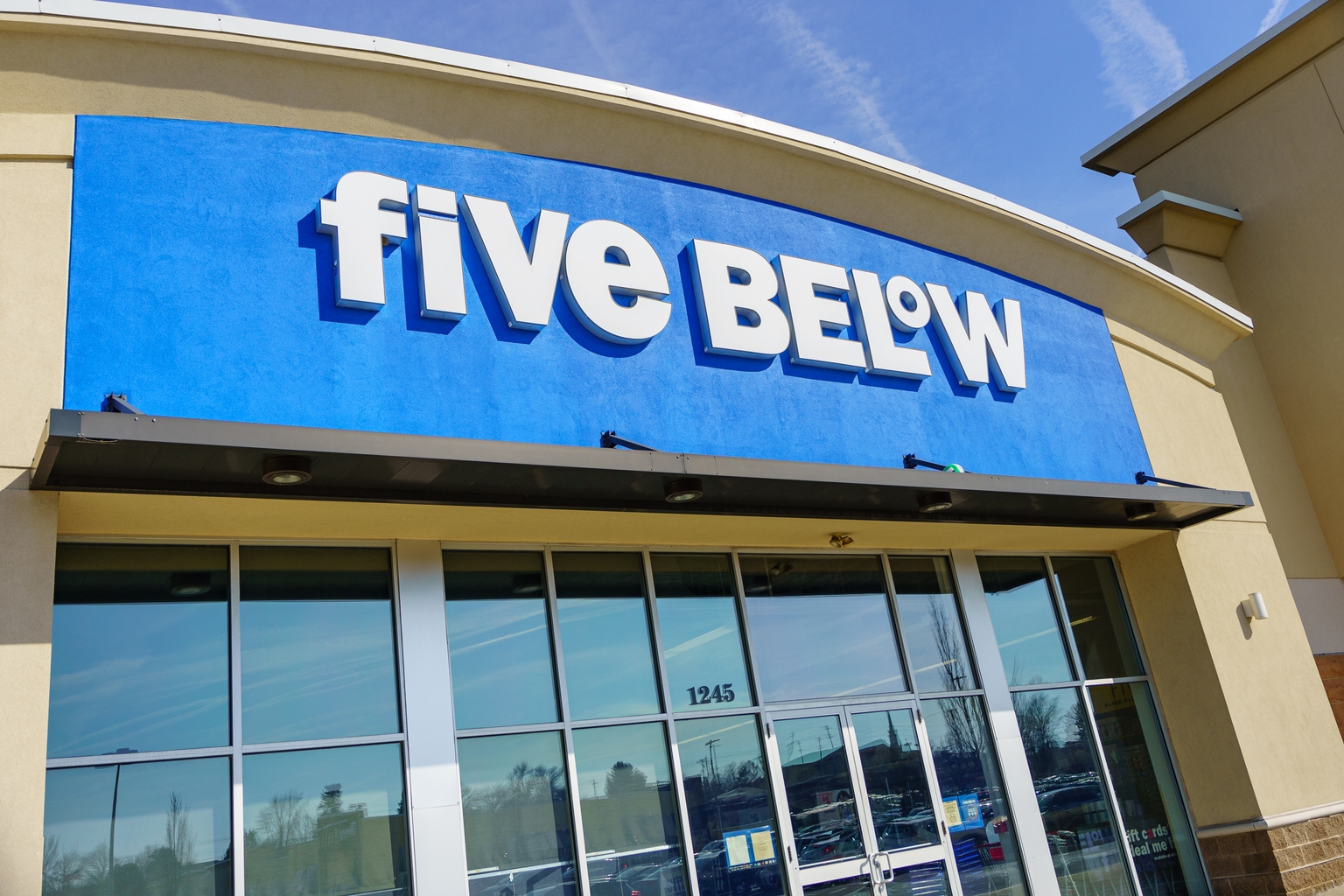 Five Below Stock A Value Retailer But Growth Stock (NASDAQFIVE