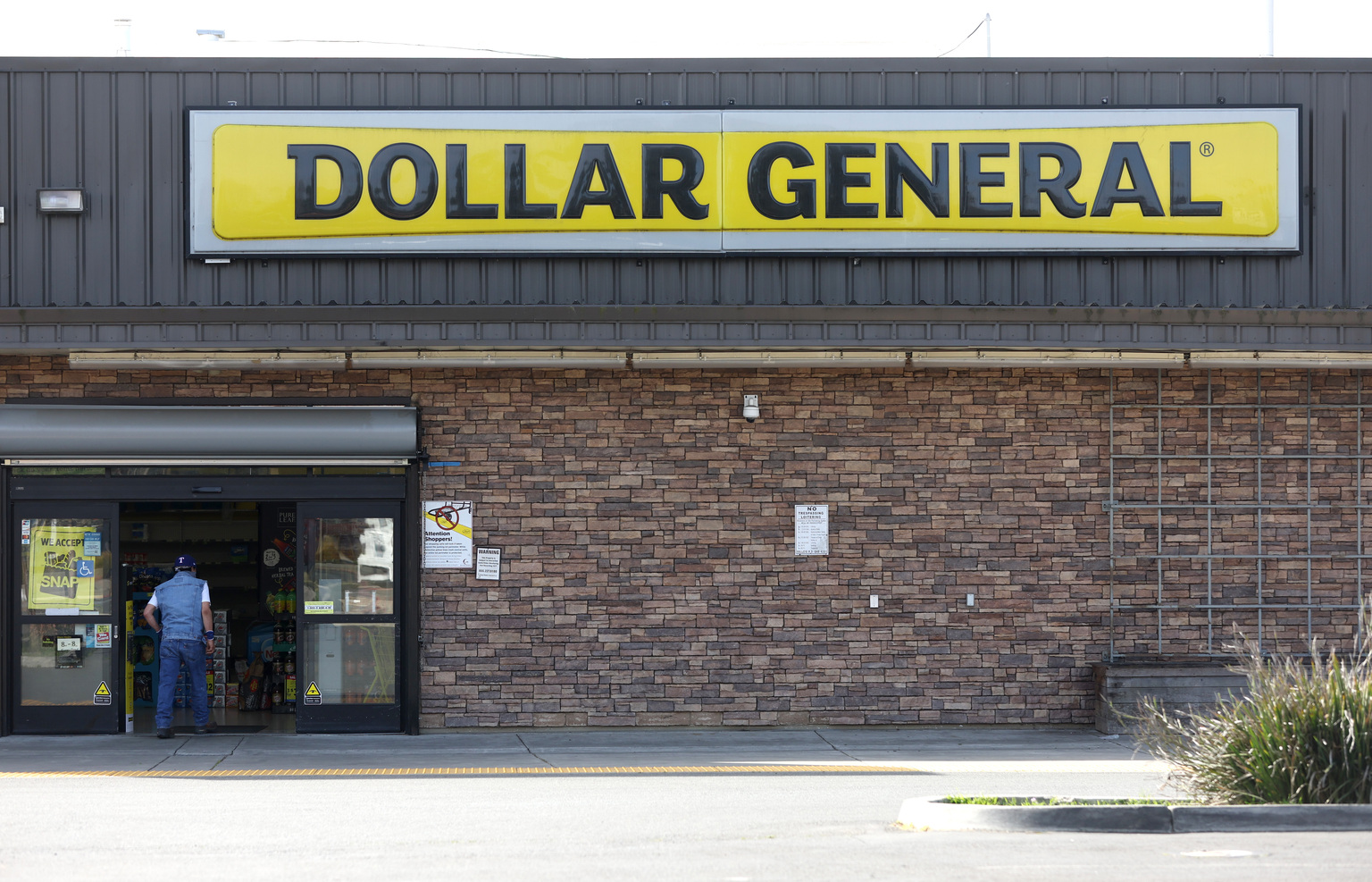 Dollar General Stock: Long-Term Win But Expensive (NYSE:DG) | Seeking Alpha