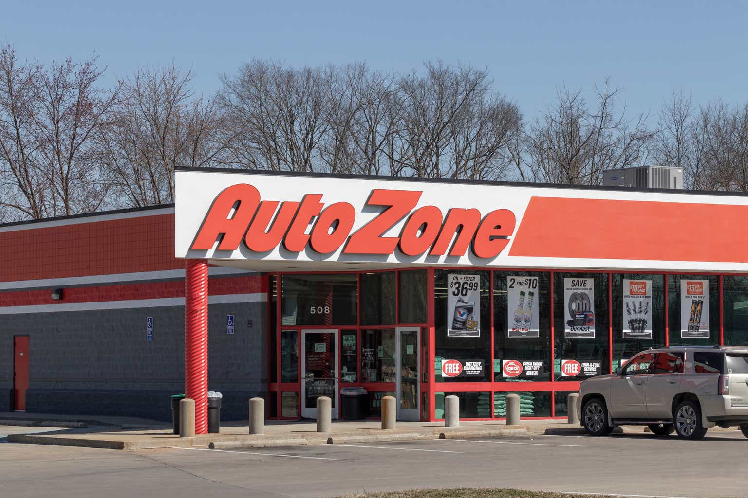 AutoZone: Margin Pressure Makes It Risky To Go Long Now (NYSE:AZO ...