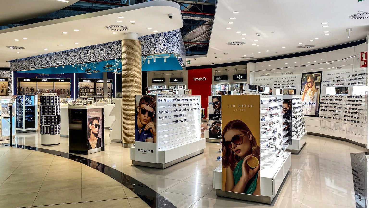 Duty-free retailer Dufry sees hike in 2022 turnover on strong