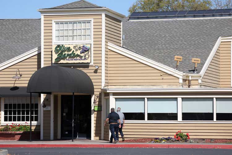 Olive Garden Parent Darden Restaurants Reports Lower Quarterly Earnings
