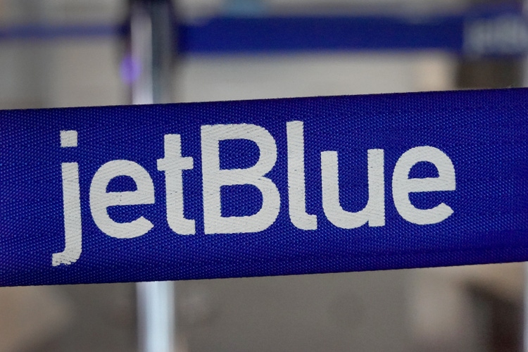 JetBlue knocks out first quarterly profit since the pandemic Seeking