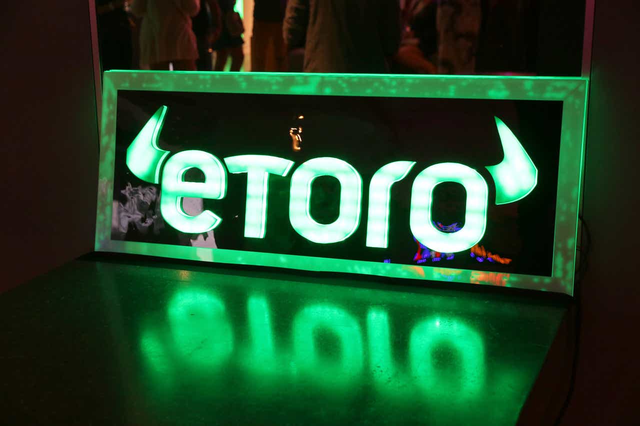 eToro ending US customers' access to four cryptocurrencies