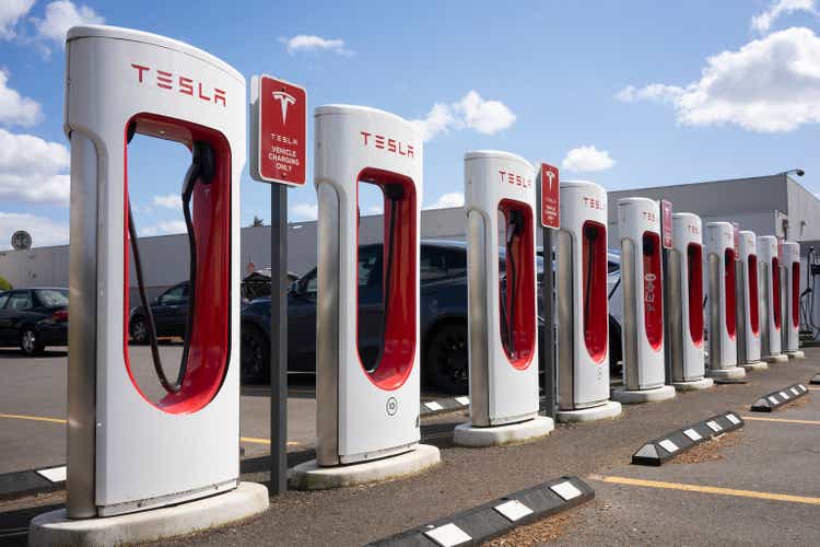 Electrify America plans to offer Tesla charging connectors by 2025 ...