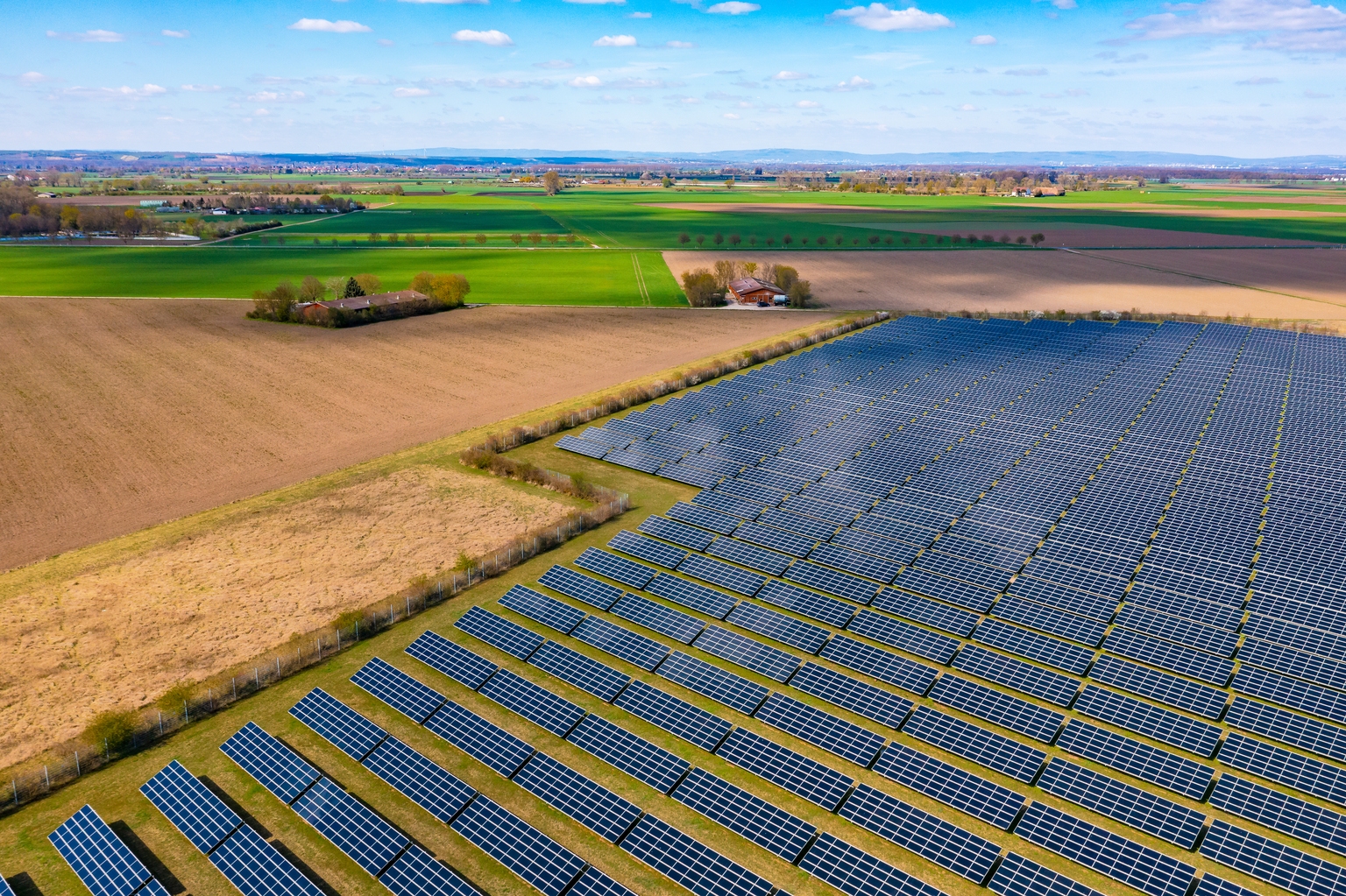 Schneider Electric Could Benefit From EU Acts (OTCMKTS:SBGSF) | Seeking ...