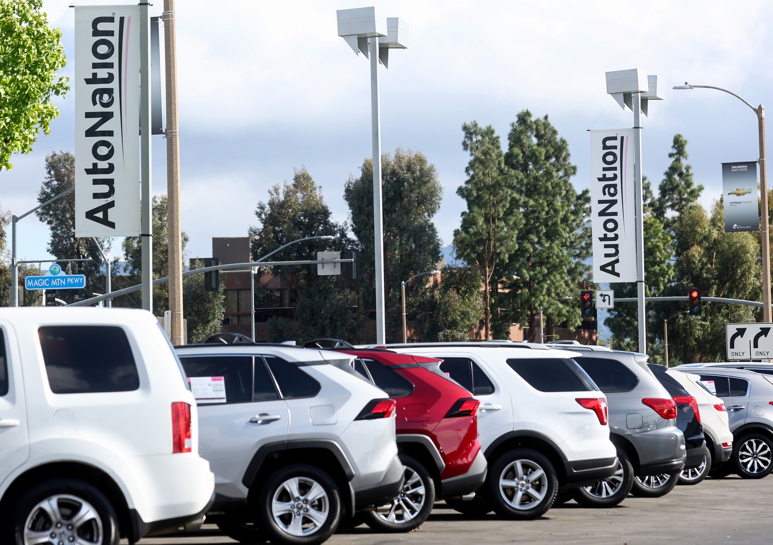 AutoNation Stock: Trading At A Peak With Headwinds Ahead (NYSE:AN ...